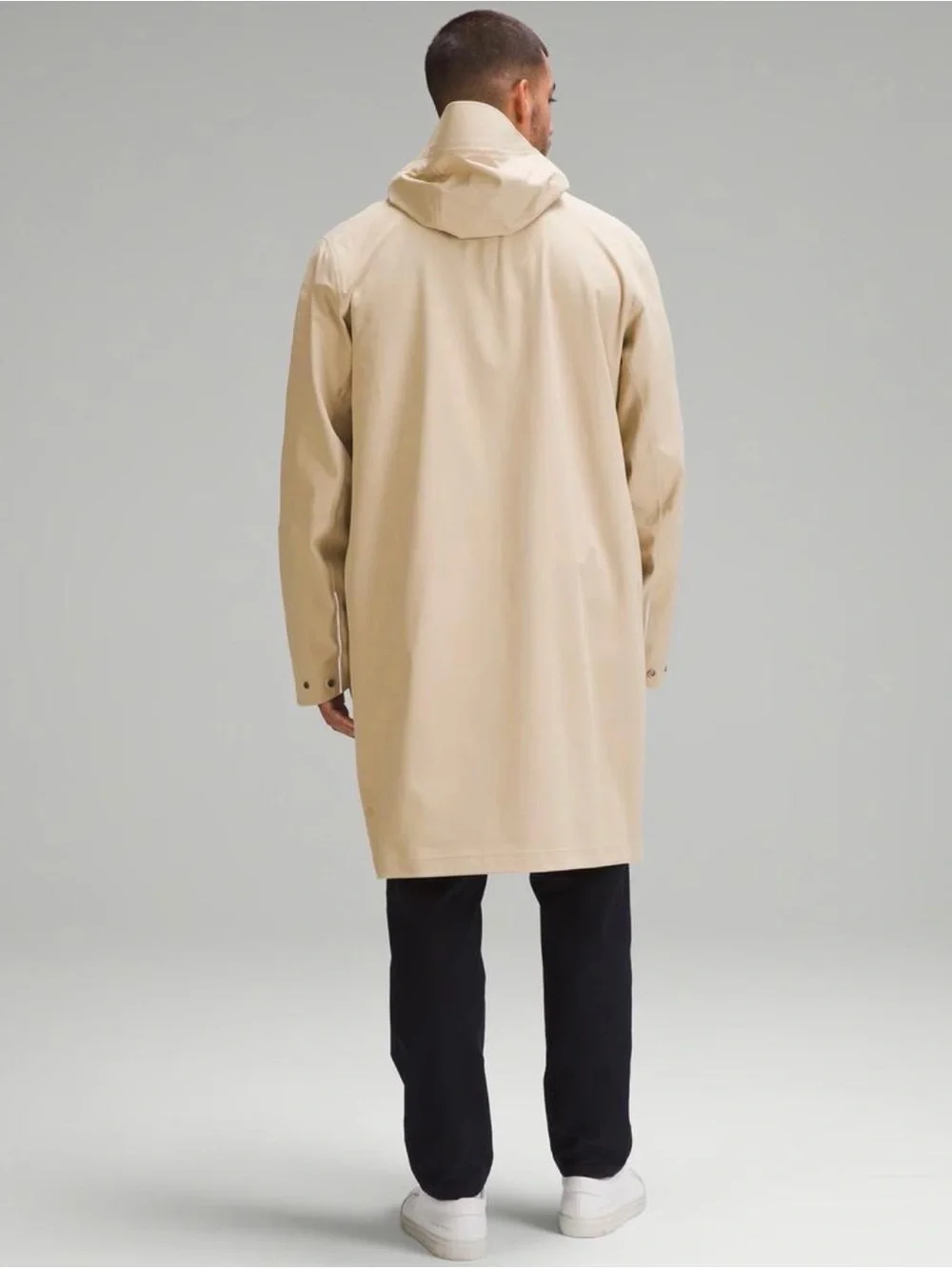 Lululemon Men’s Storm Field StretchSeal Long Jacket size XL color TRNH (beige)